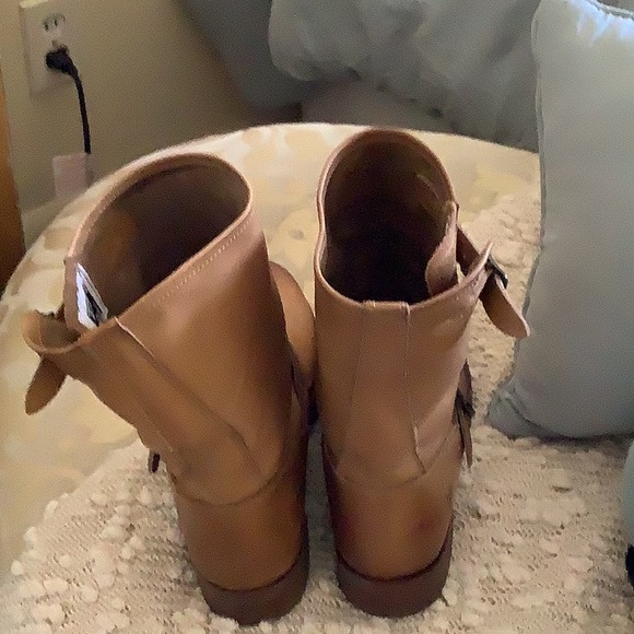 Frye Veronica Boots 🤎🤎🤎🤎 - Picture 8 of 14